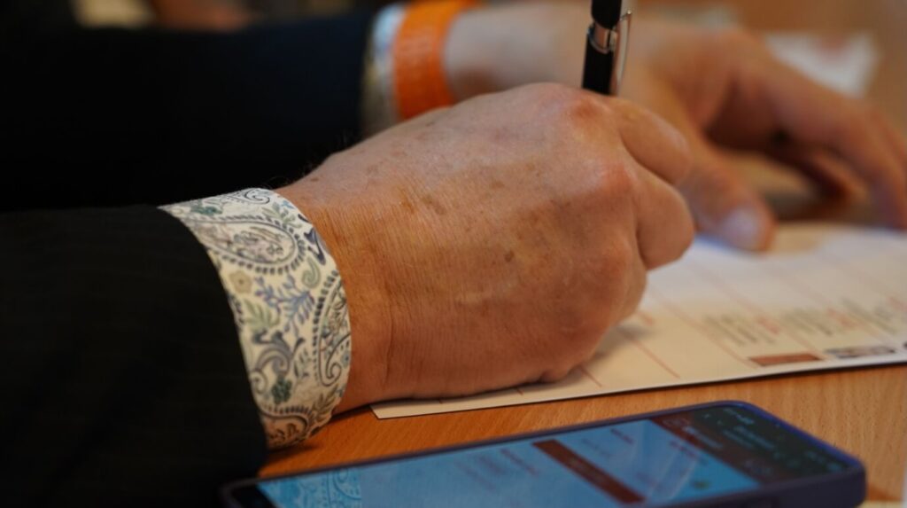 writing notes during BNI intreped meeting